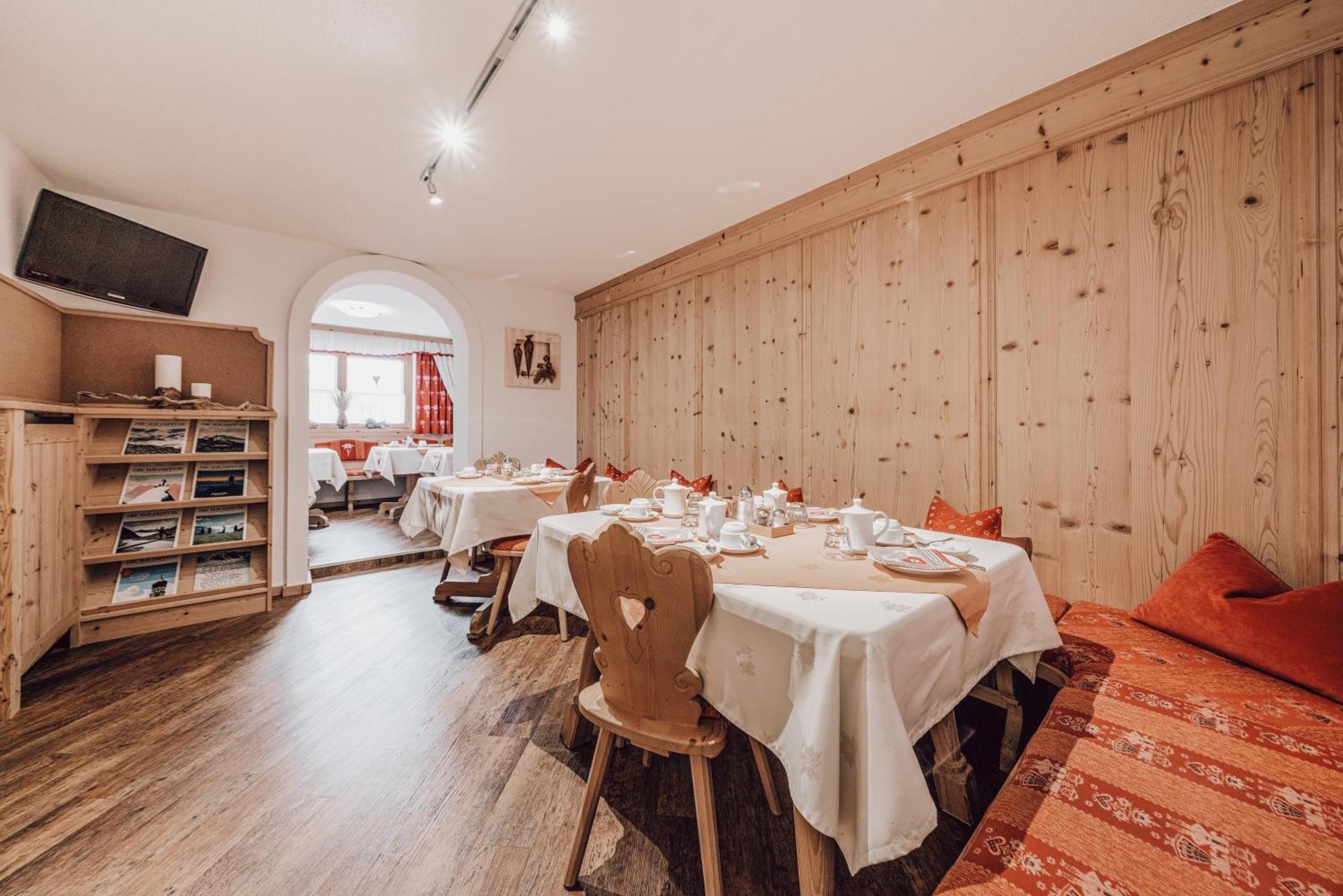 Auer-Fiegl Bed & Breakfast Сьолден Екстериор снимка