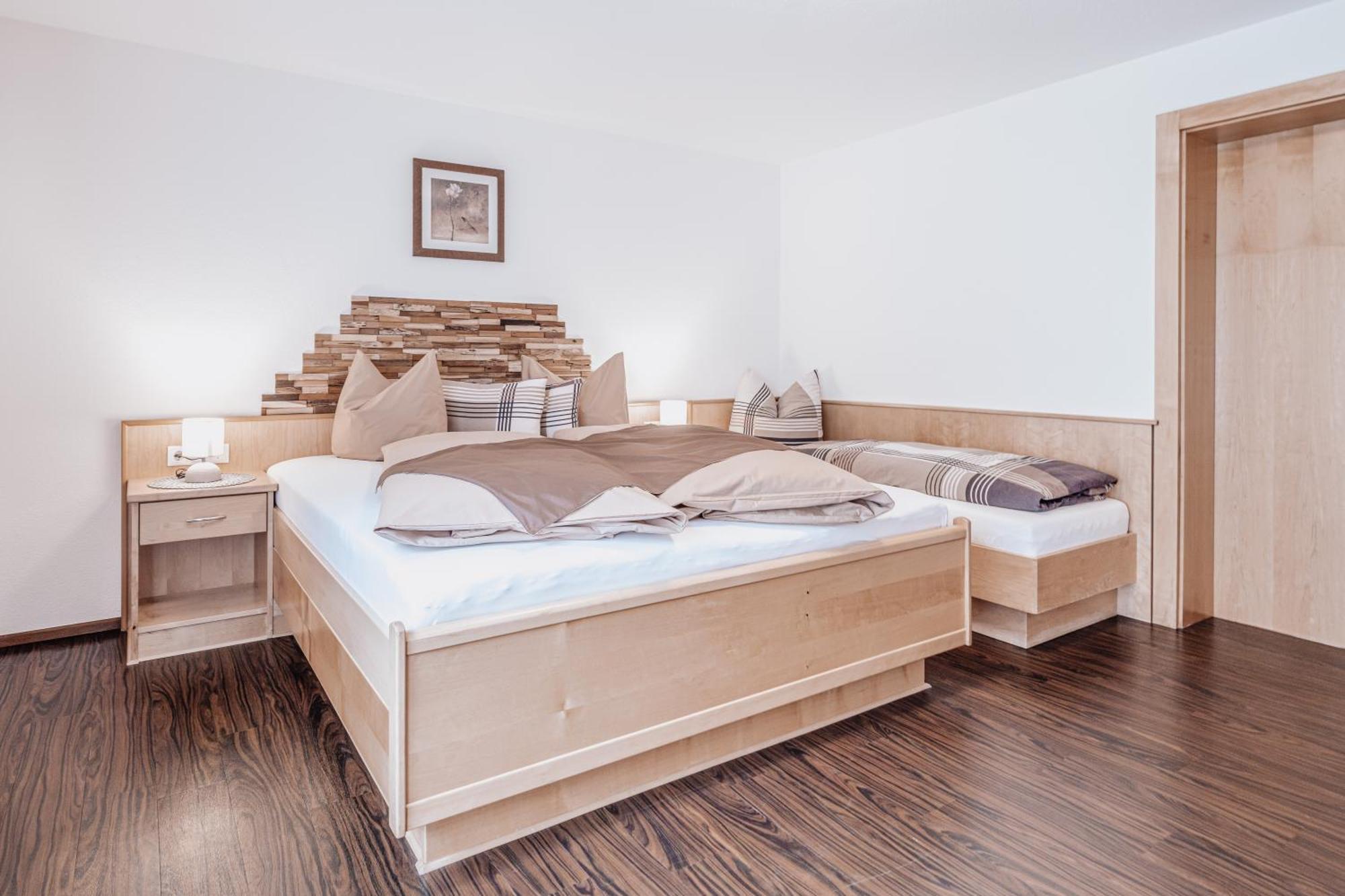 Auer-Fiegl Bed & Breakfast Сьолден Екстериор снимка