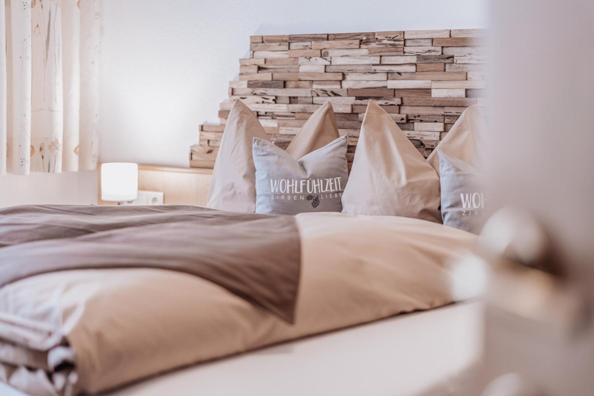 Auer-Fiegl Bed & Breakfast Сьолден Екстериор снимка