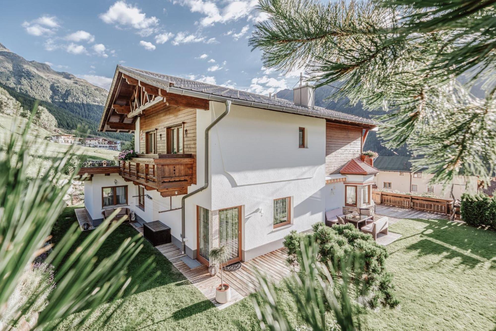Auer-Fiegl Bed & Breakfast Сьолден Екстериор снимка